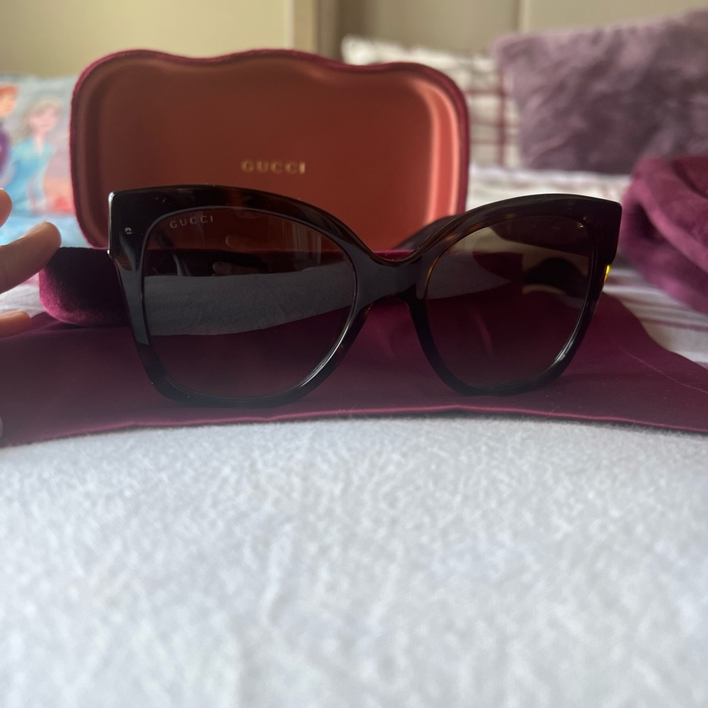 Gucci sunglasses